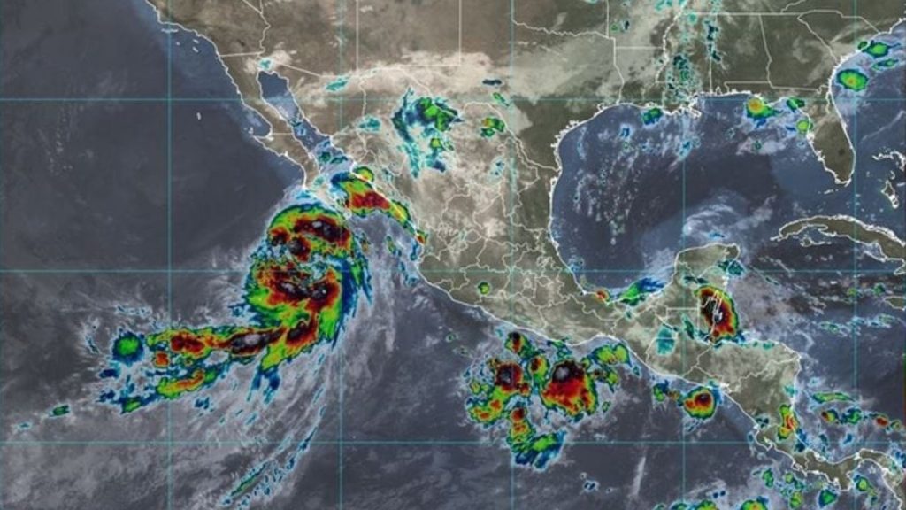 Depresión tropical Once E se intensifica a tormenta Punto MX