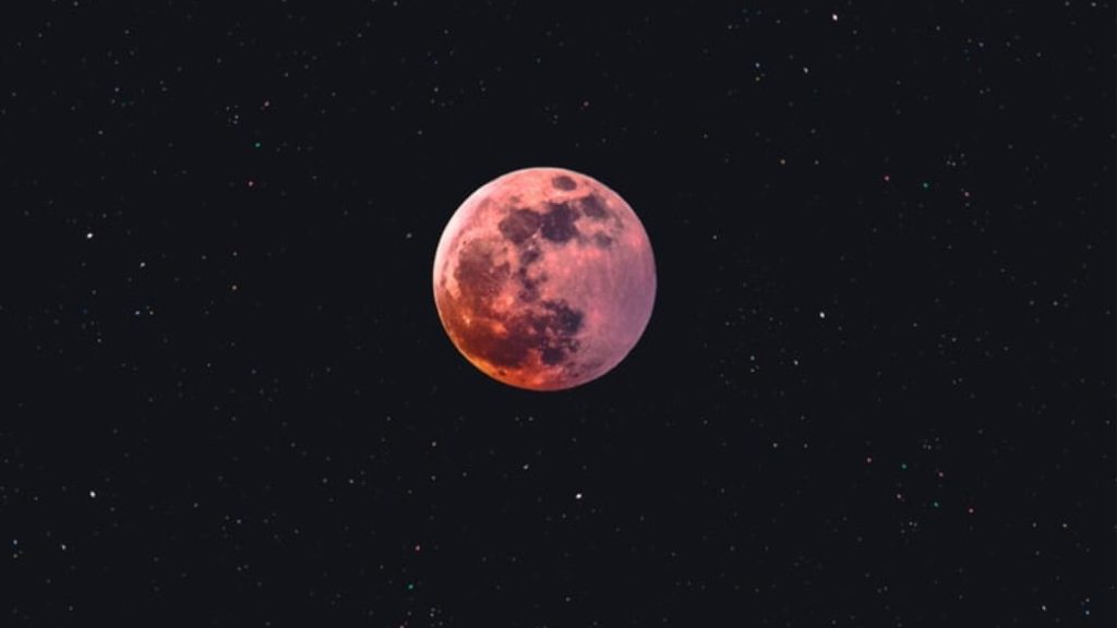 Luna Rosa de Abril