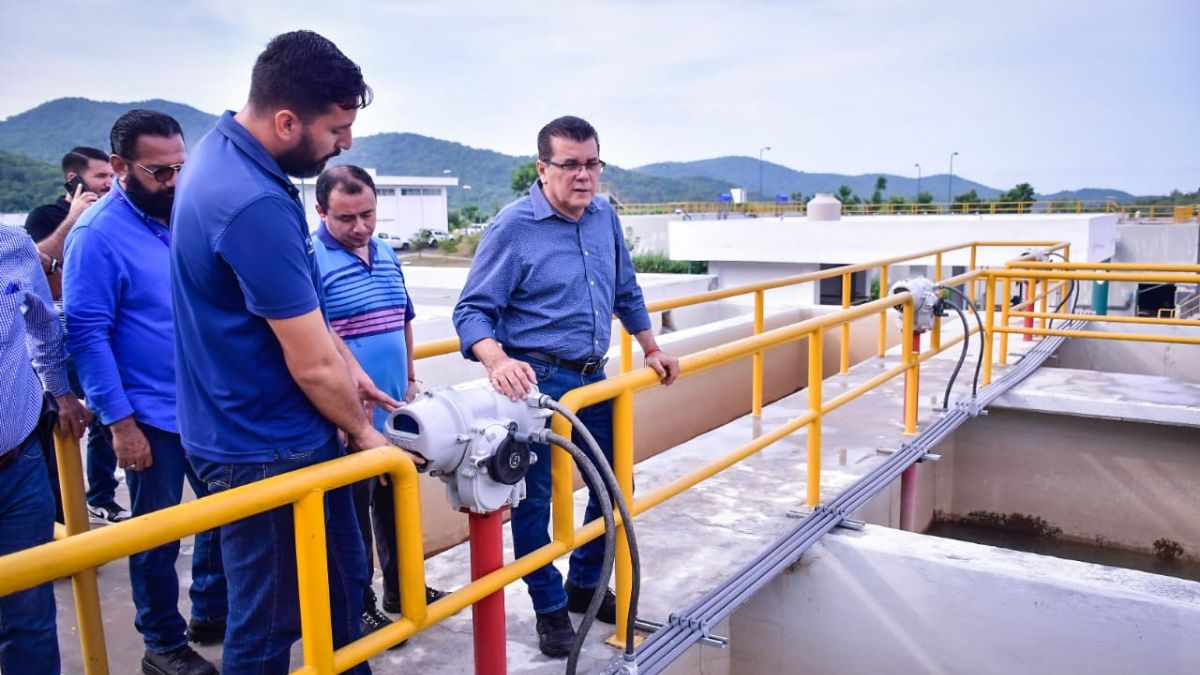 recorre el Alcalde Édgar González la Planta Miravalles