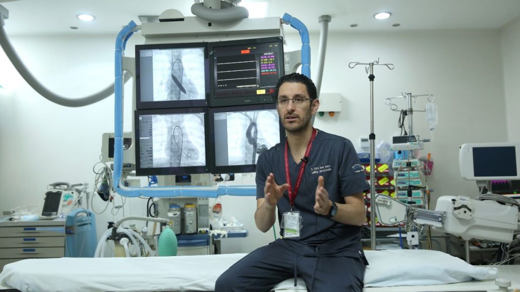 DOCTOR ALBERTO ZÁRATE