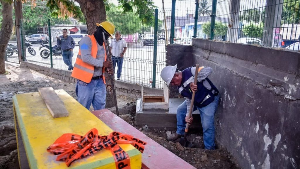 ESCUELAS ESTRENARÁN EN MAZATLÁN