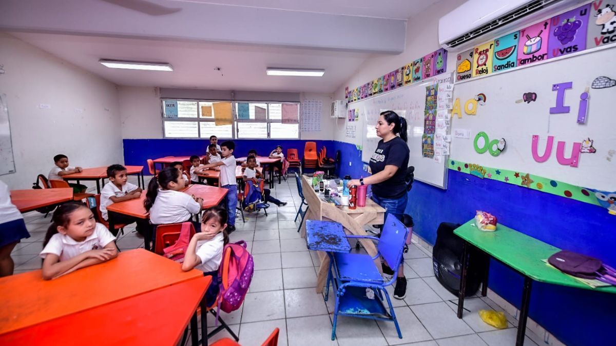 ESCUELAS DE MAZATLÁN ESTRENARÁN