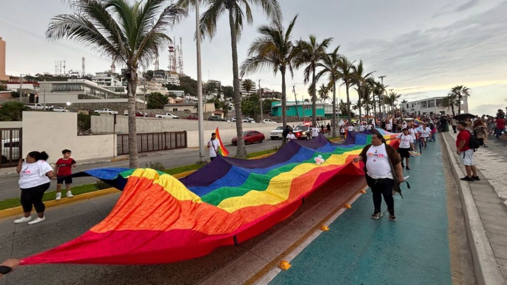 MAZATLÁN MARCHA COMUNIDAD LGBTIQA+