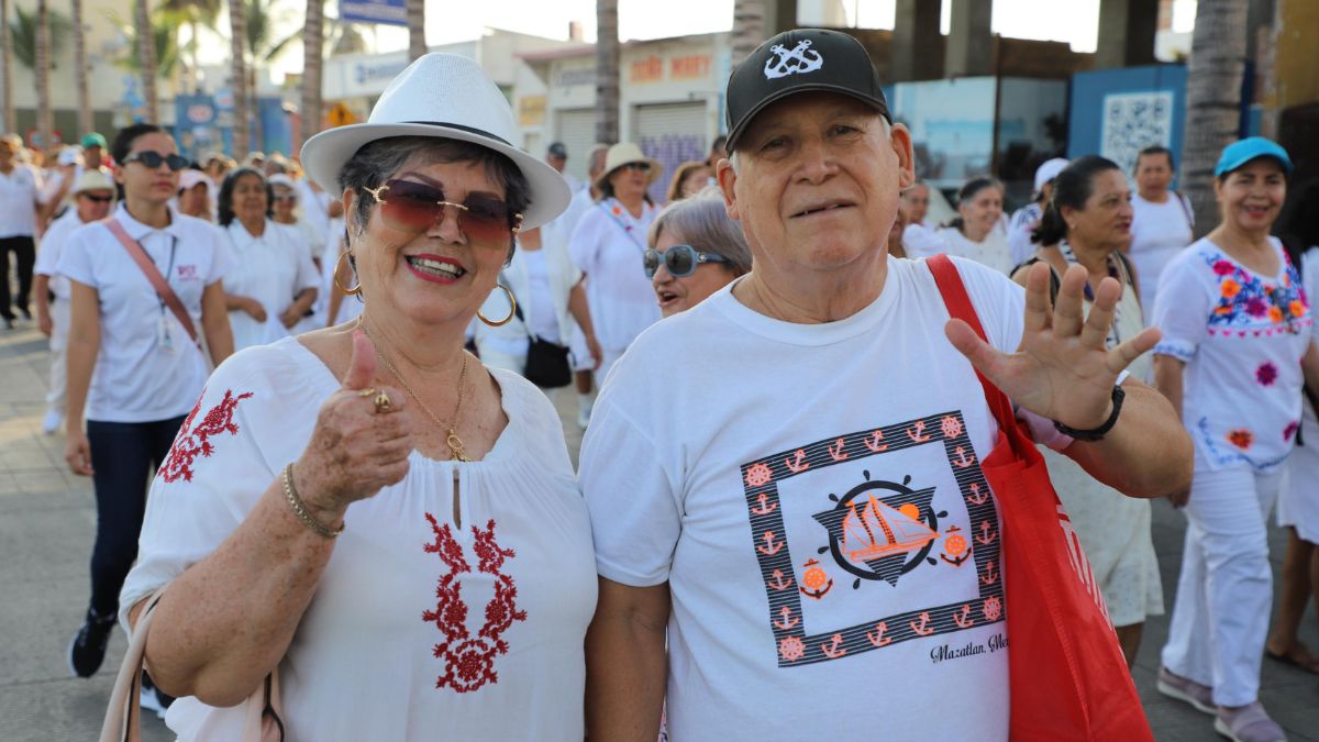 DIF MAZATLÁN FESTEJOS ABUELOS