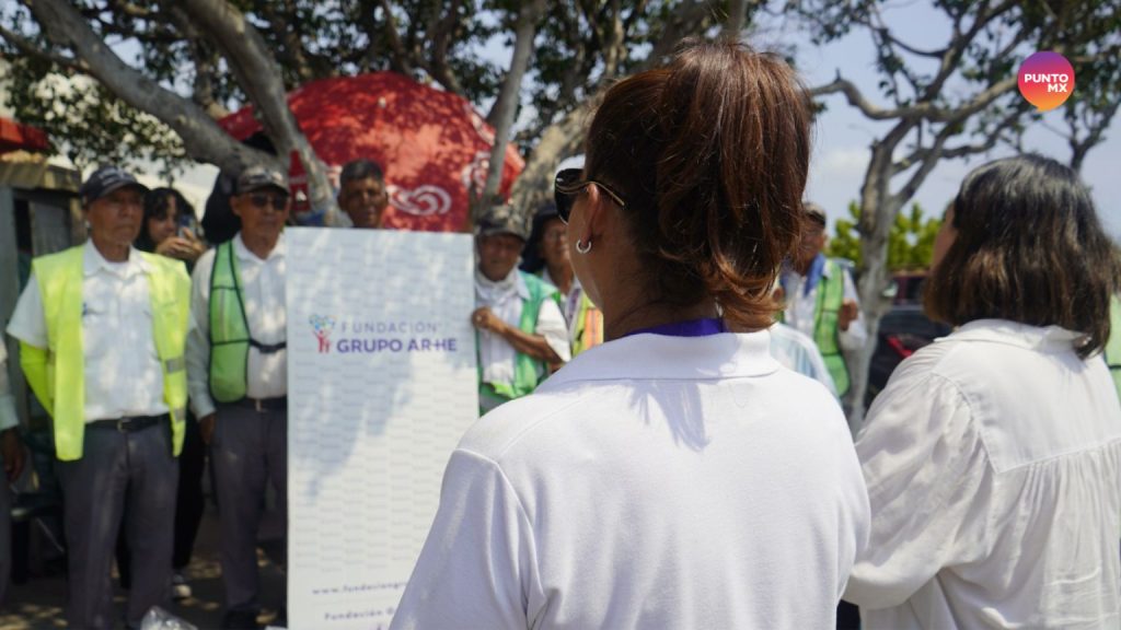 FUNDACIÓN GRUPO ARHE ABUELOS