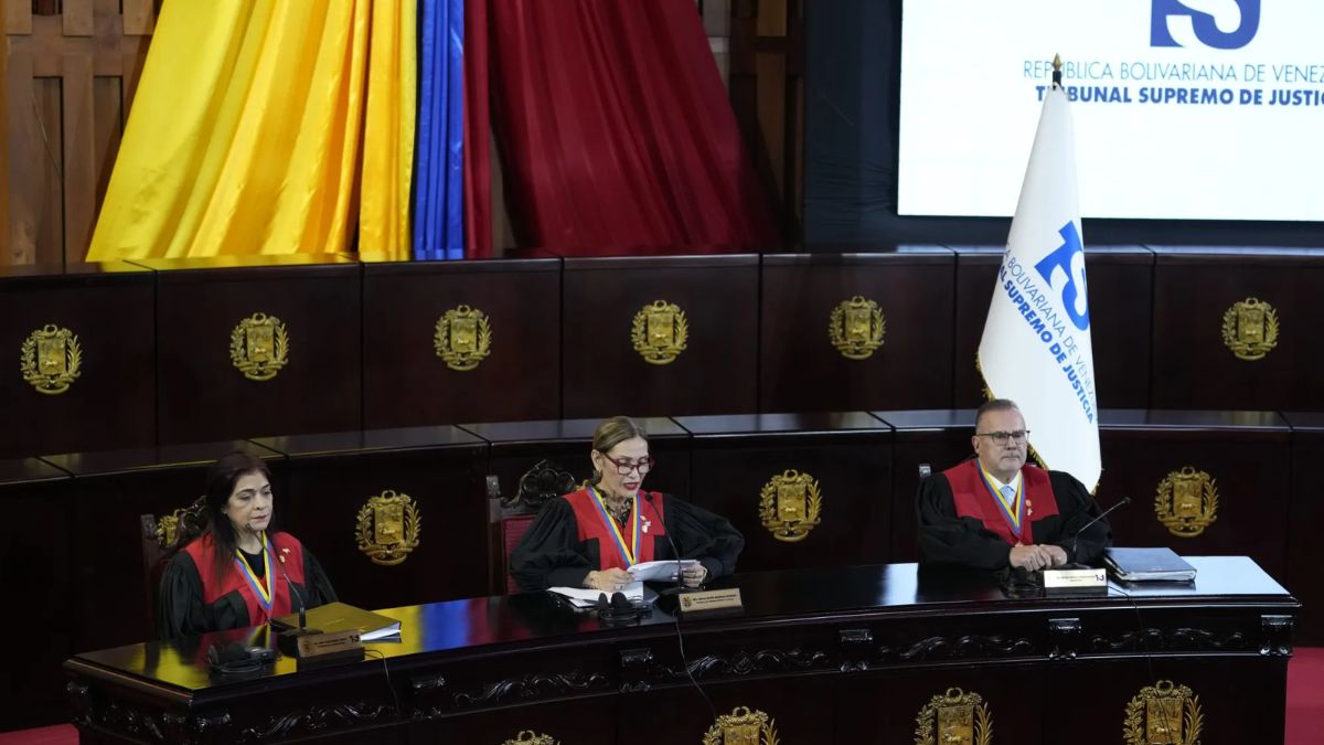 TRIBUNAL DE VENEZUELA