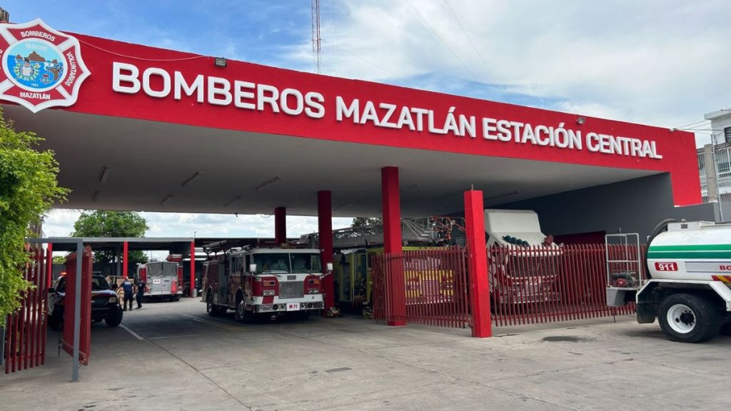 BOMBEROS VOLUNTARIOS CAPACITACIÓN