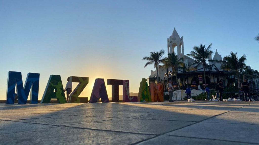 PUENTE MOVIDO VIVIÓ MAZATLÁN