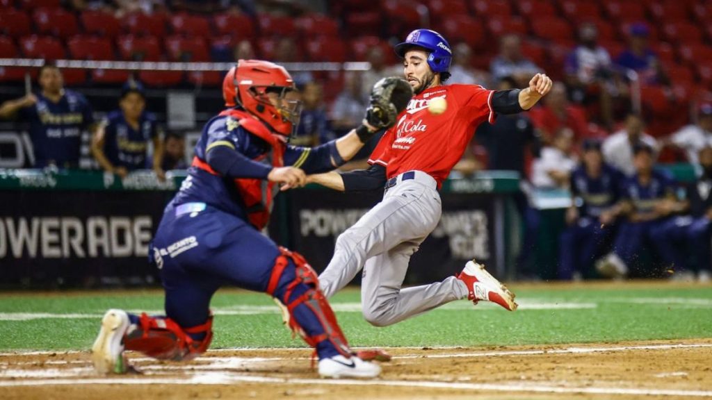 VENADOS CAE ANTE JALISCO