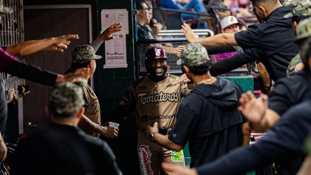 TOMATEROS SE IMPONEN VENADOS