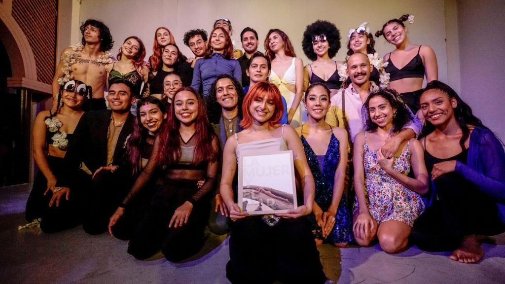 BANQUETE ARTÍSTITO MARÍA LAURA