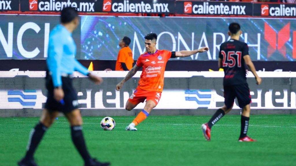 MAZATLÁN FC REFUERZA TRI