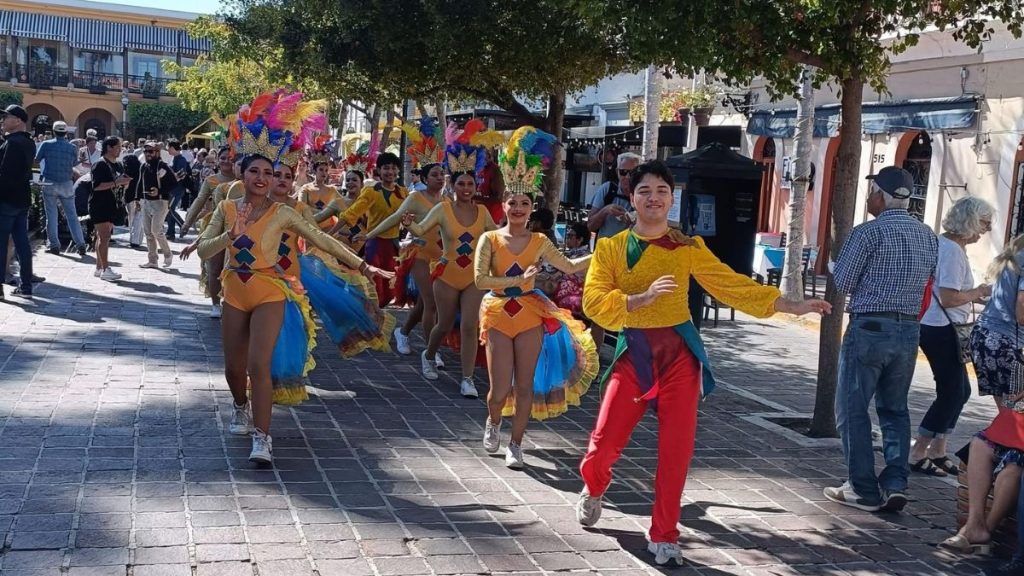 TARDES DE CARNAVAL MACHADO