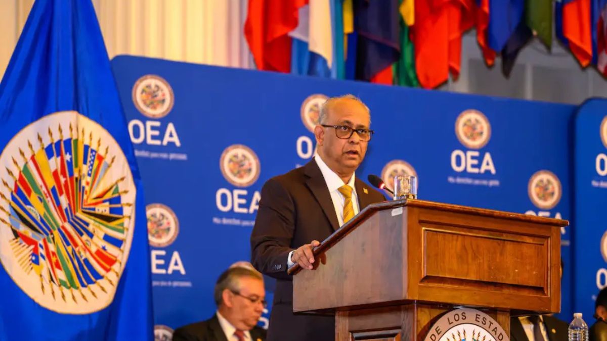 ALBERT RAMDIM SECRETARIO OEA