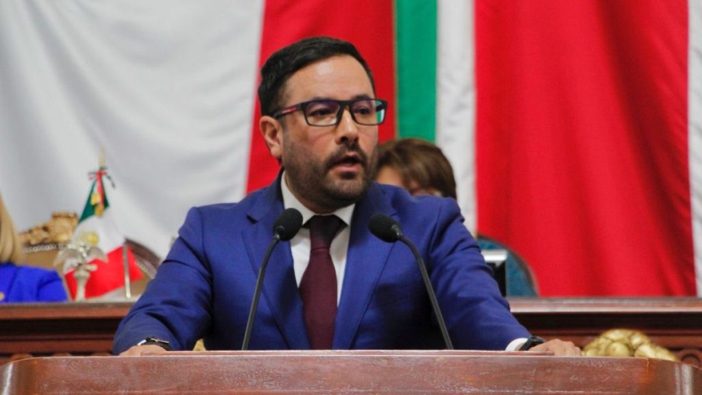 APRUEBA PROHIBICIÓN CORRIDAS DE TOROS