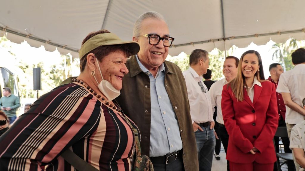 ROCHA ENAMÓRATE DE SINALOA