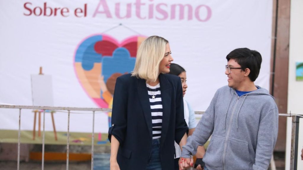 MAZATLÁN DE COLORES AUTISMO