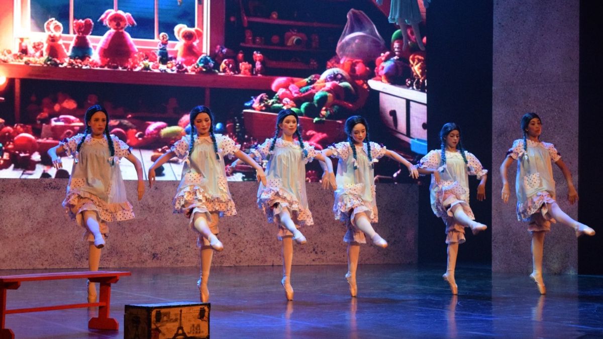 DESCUBREN BALLET PIPPA MEDIASLARGAS