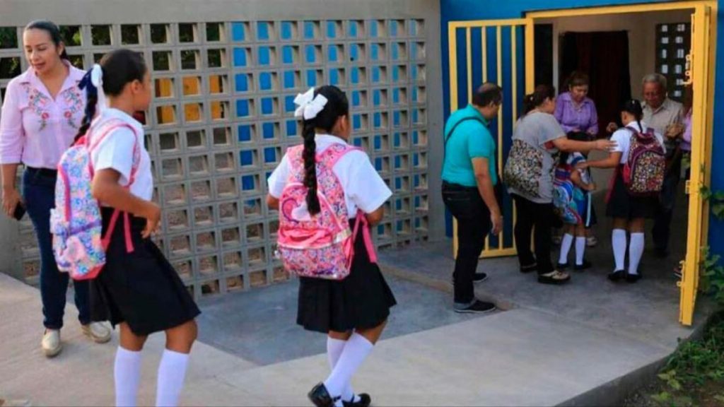 REGRESAN A CLASES SINALOA