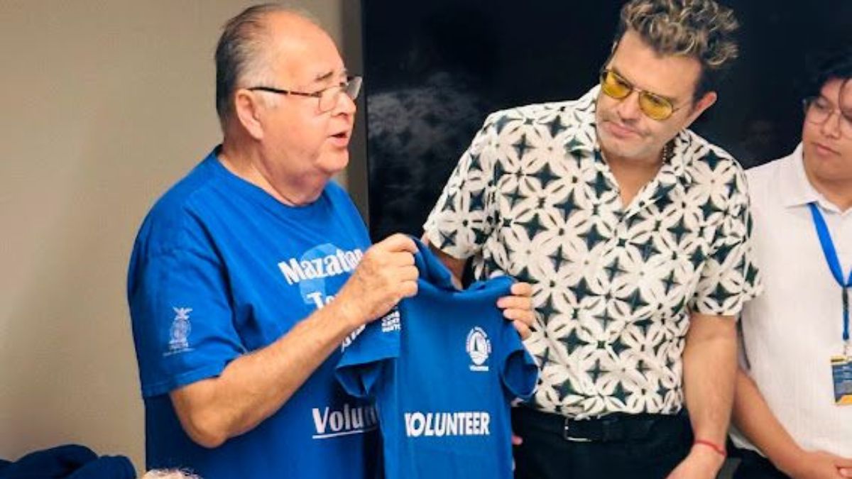 BLUE SHIRTS