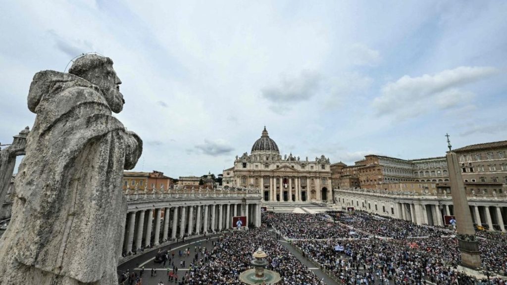 PAPA LEÓN XIV MINISTERIO