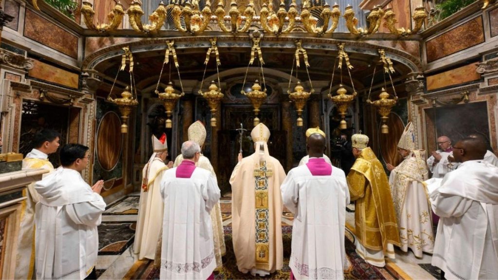 PAPA LEÓN XIV MINISTERIO