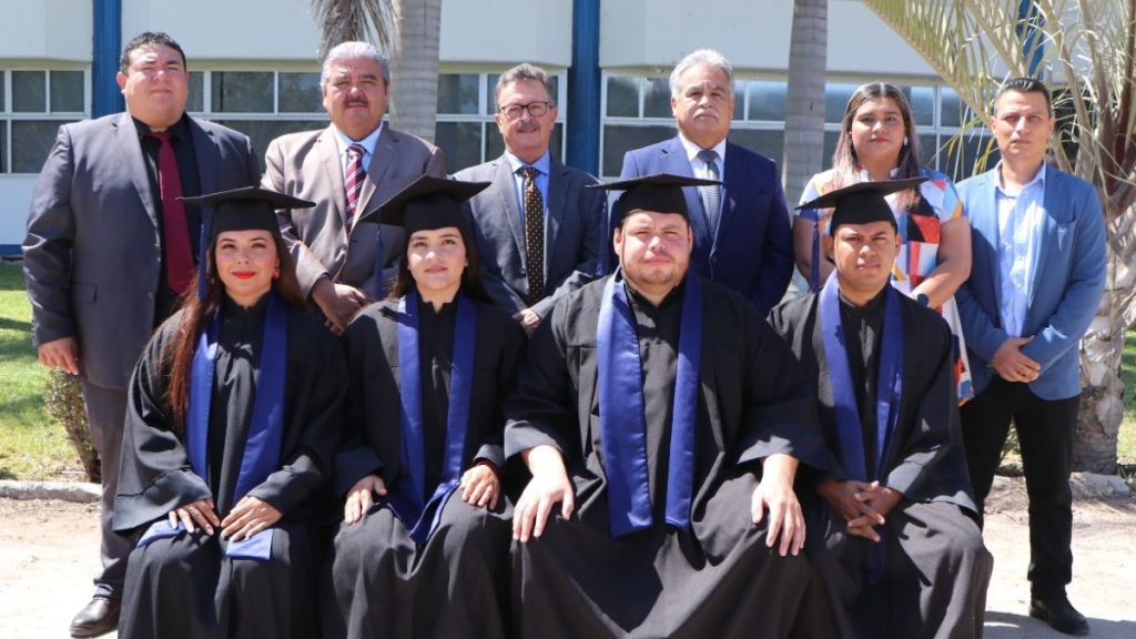 GRADUACIÓN UOMYS