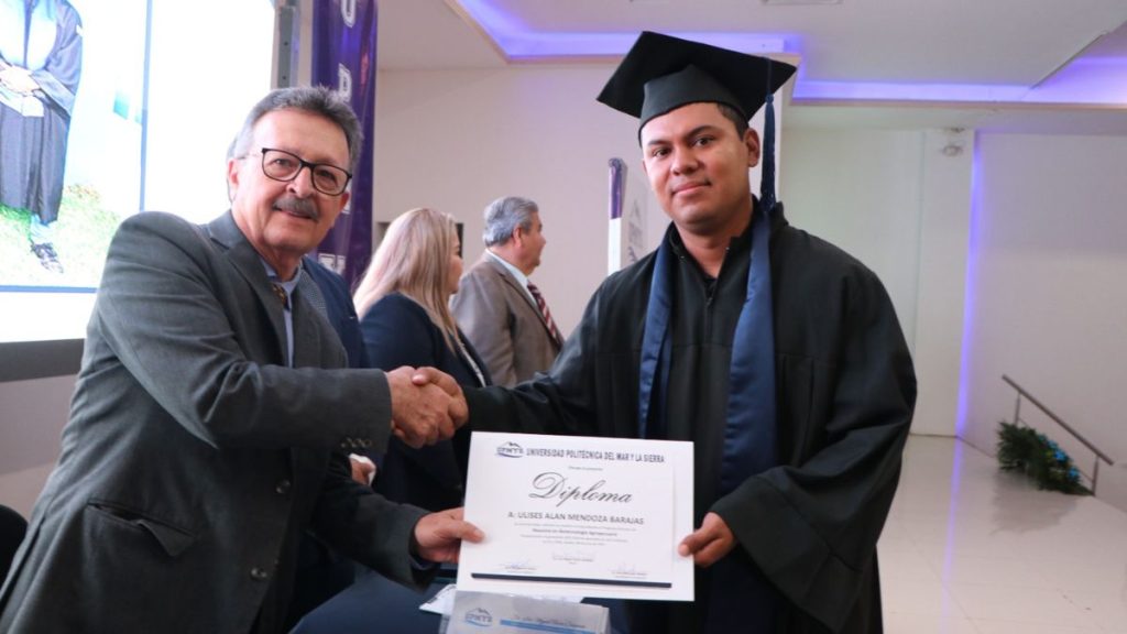 GENERACIÓN UPMYS MARCA HISTORIA