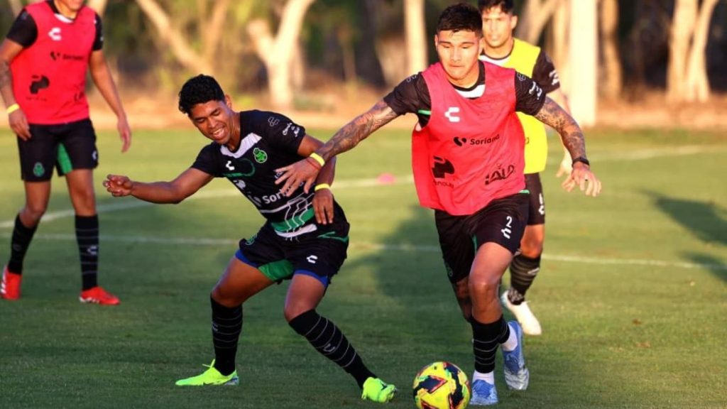 SANTOS LAGUNA EN MAZATLÁN