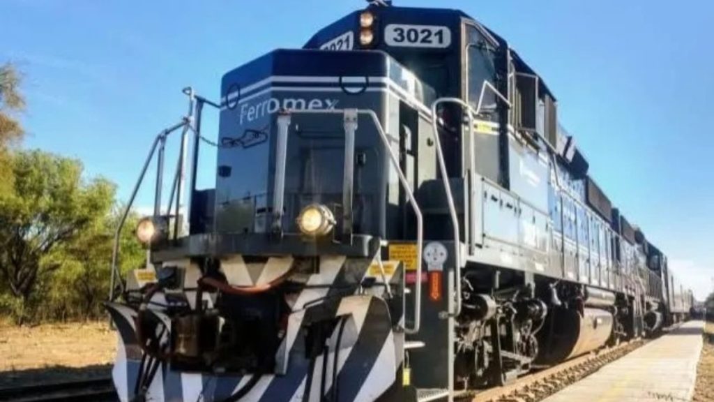 TREN SINALOENSE IMÁN TURÍSTICO