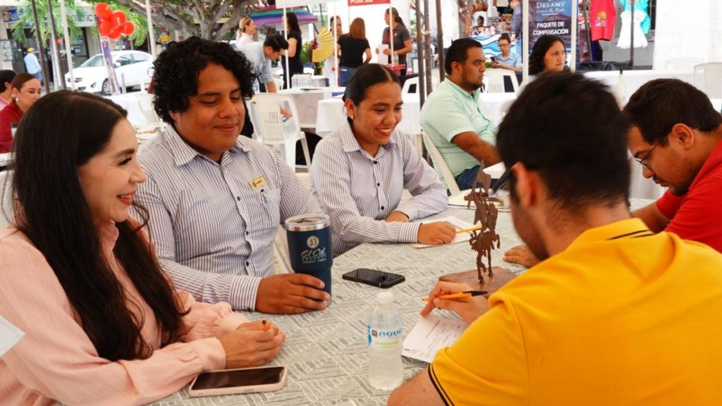 SINALOA OFERTAN EMPLEOS JUVENTUD