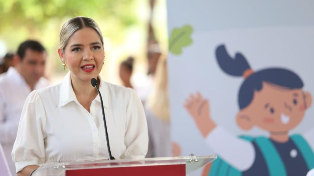 PALACIOS ARRANCA CICLO ESCOLAR