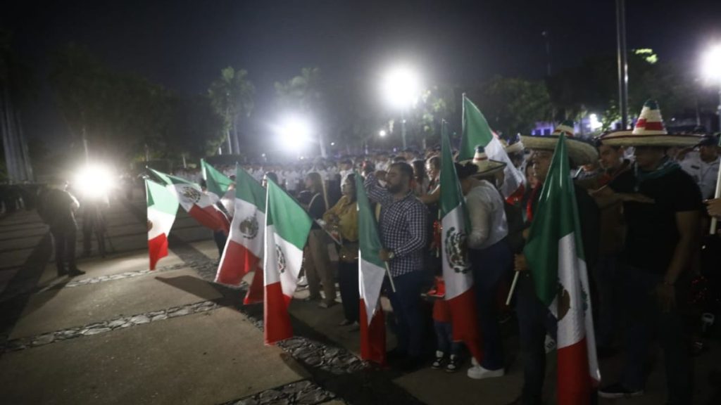 VIVA MÉXICO SINALOA ROCHA