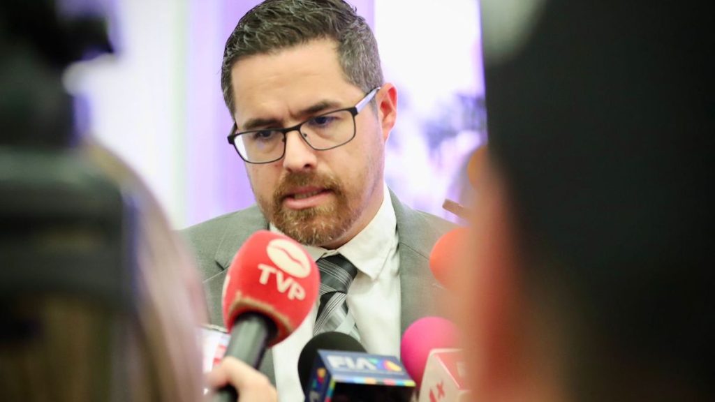 CONFIRMA ROCHA DESPOJO CAMIONETA