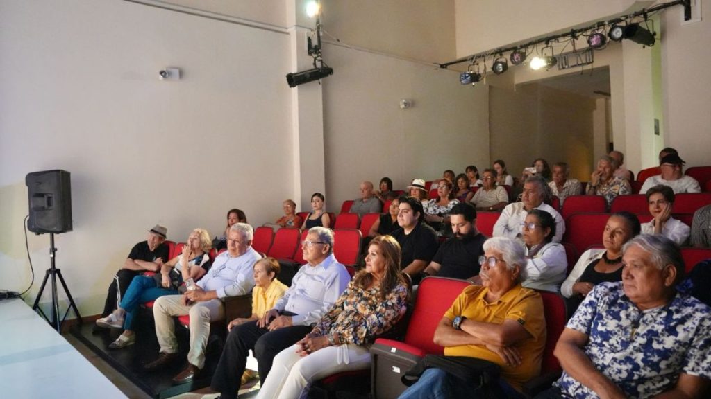 PUEDES CON DIOS HABLAR