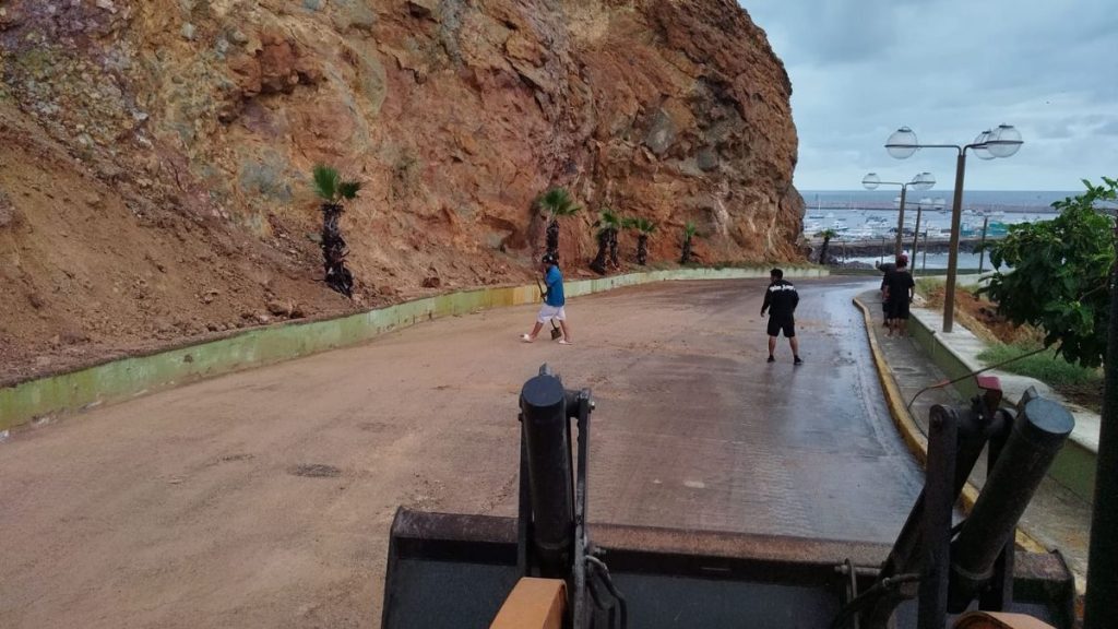 ATIENDE MAZATLÁN DESLAVE VIGÍA