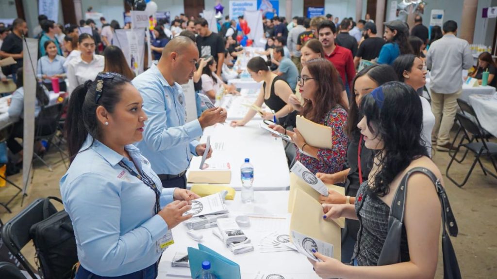FERIA EMPLEO GRUPOS VULNERABLES