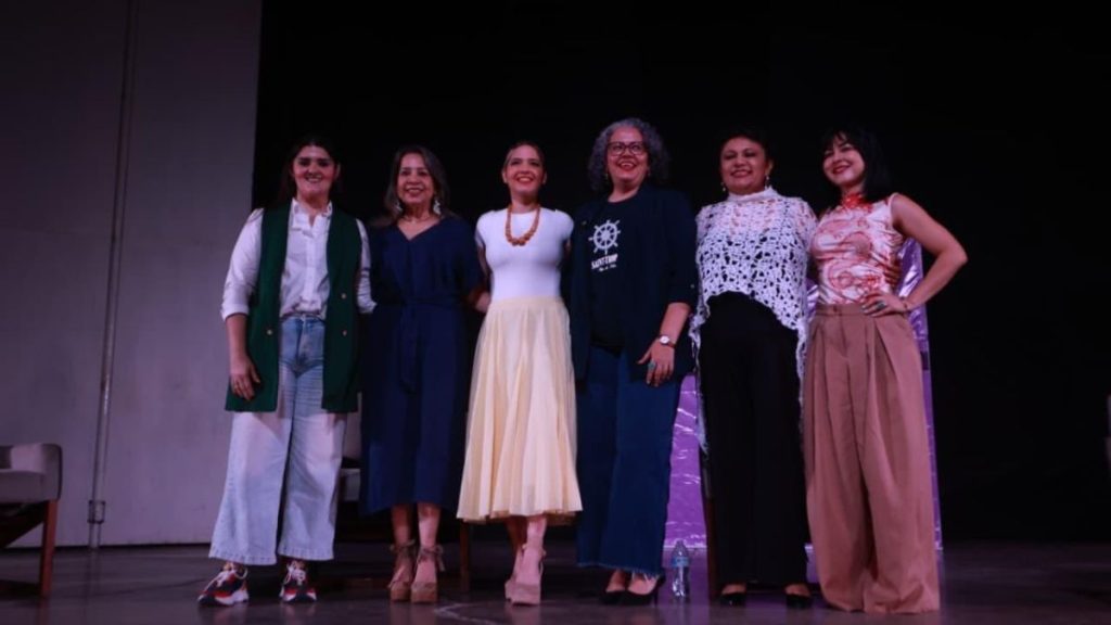 MUJERES ENCABEZAN CAMBIOS PALACIOS