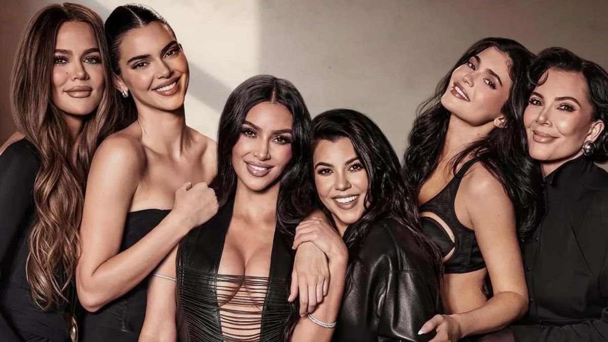 THE KARDASHIANS REGRESA