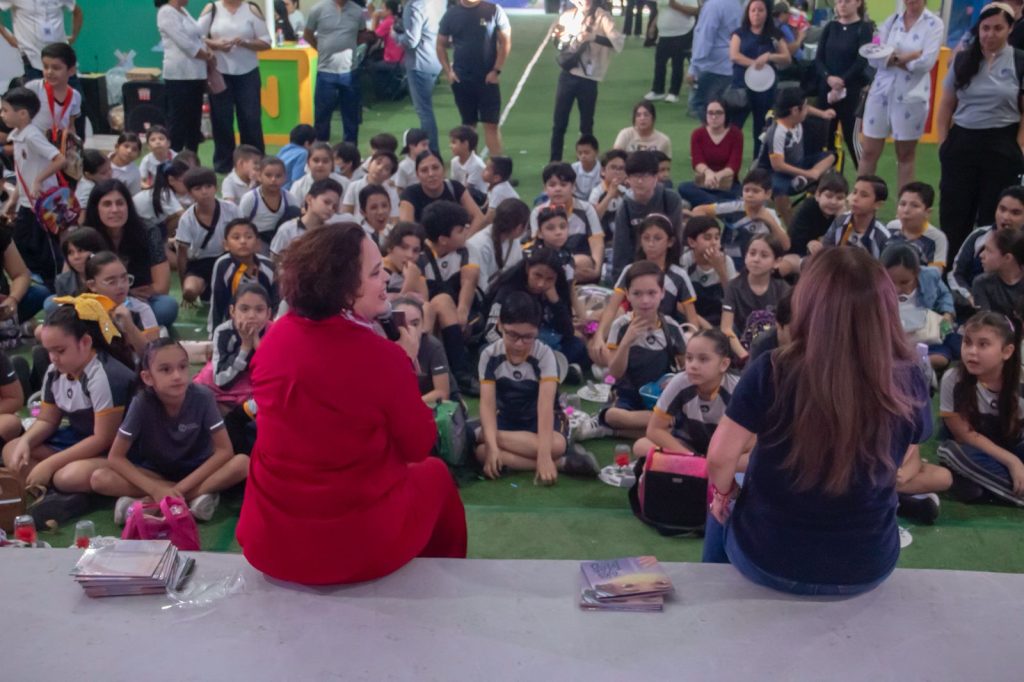 IMPERDIBLE FERIA LIBRO CULIACÁN