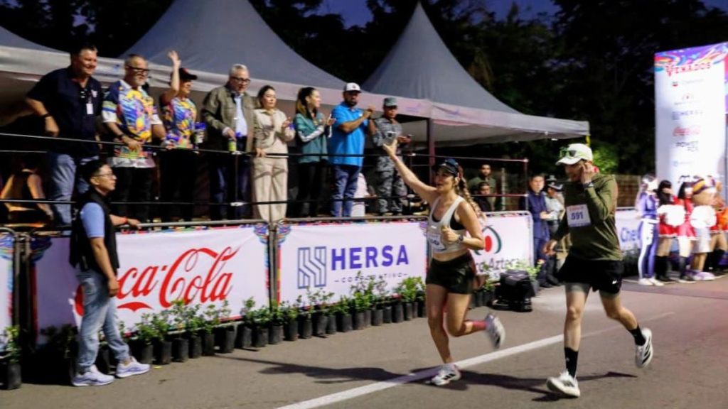MAZATLÁN SINALOA MARATONISTAS GOBERNADOR