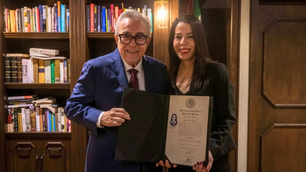 RAQUEL ARENAS CÁZAREZ NOTARIA