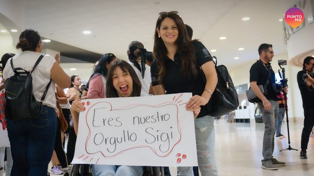 SIGI CRUZ DOBLE CAMPEÓN