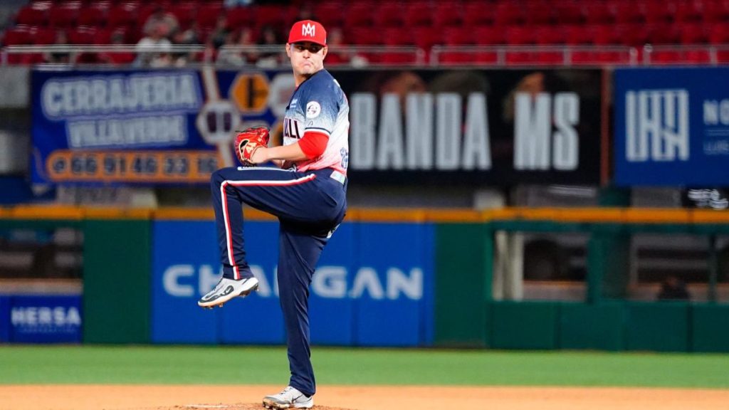 MAZATLÁN BLANQUEADO ÁGUILAS