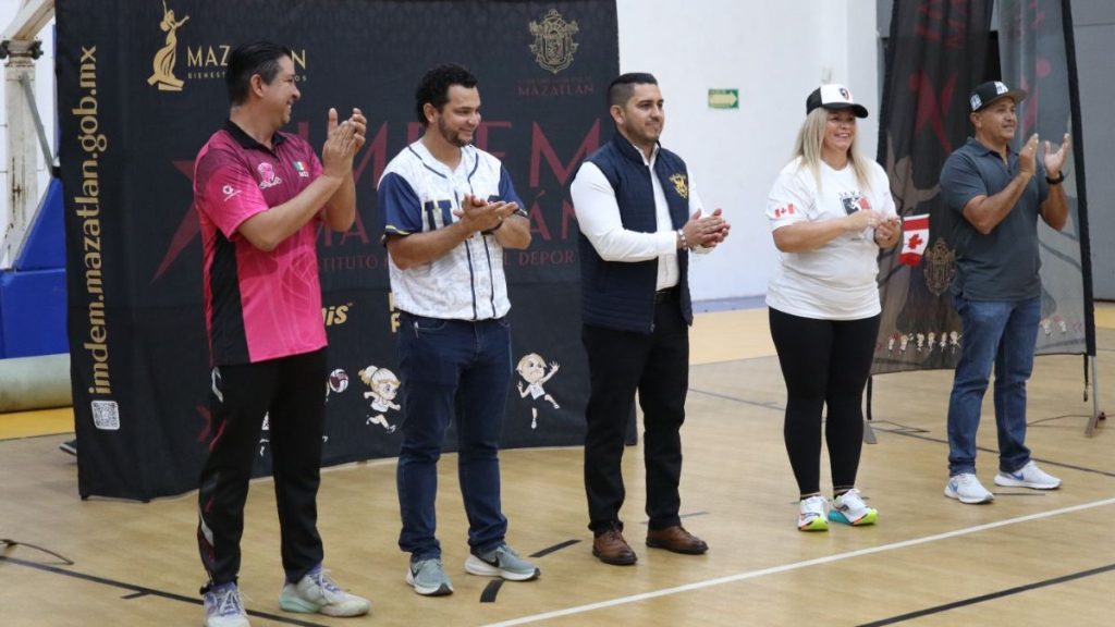 COPA VOLEIBOL CANADÁ MAZATLÁN