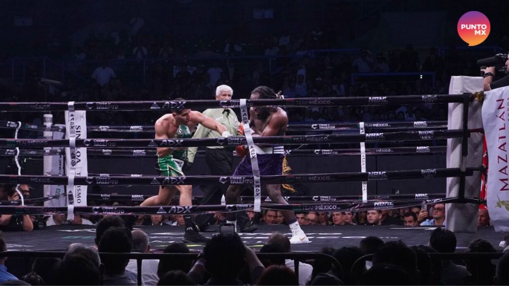 MARCO VERDE TRIUNFO MAZATLECOS