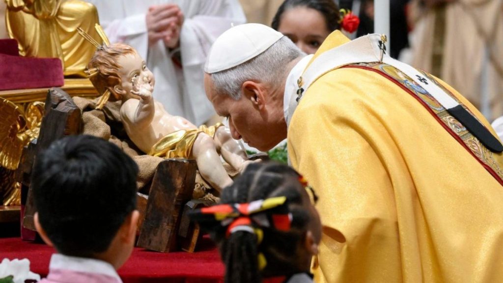 NIÑO JESÚS LEÓN XIV