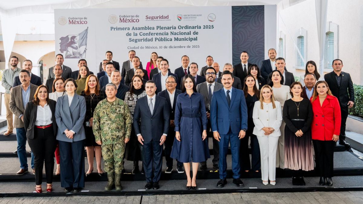 DIGNIFICAR TRABAJO POLICÍAS PAÍS