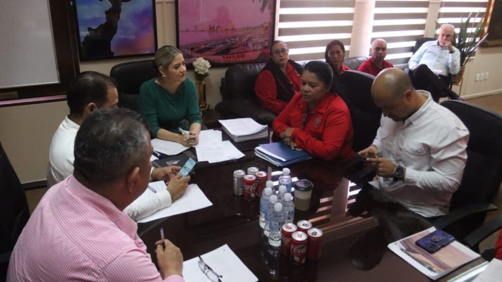 STASAM HUELGA GOBIERNO MAZATLÁN