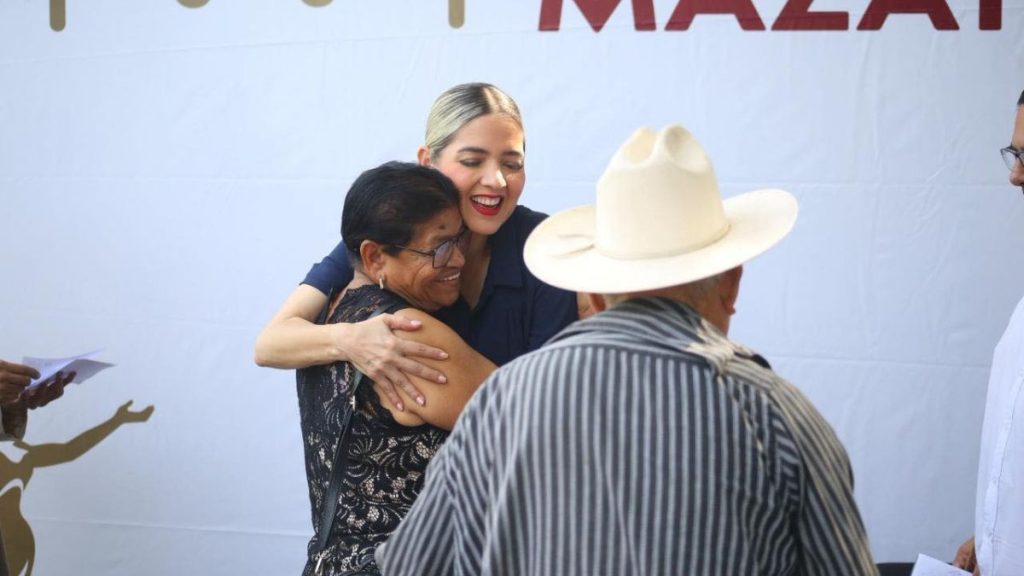 CONTIGO MAZATLÁN COFRADÍA